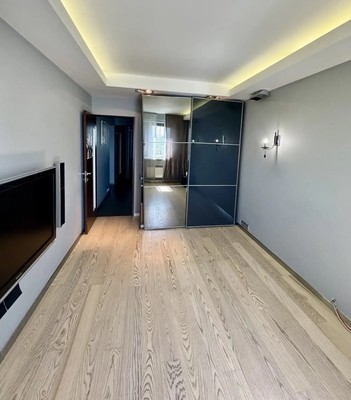 Продам двухкомнатную (2-комн.) квартиру, Горбунова ул, 19к1, Москва г