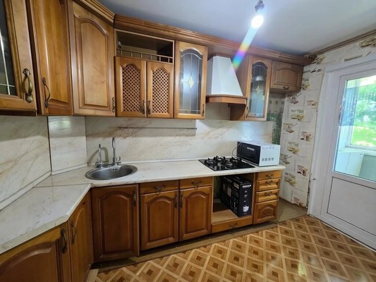 Продам трехкомнатную (3-комн.) квартиру, Новоселов проезд, 6, Алфимово д