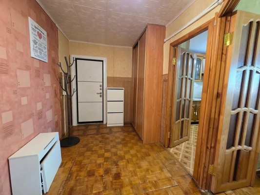 Продам трехкомнатную (3-комн.) квартиру, Новоселов проезд, 6, Алфимово д