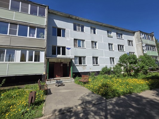Продам трехкомнатную (3-комн.) квартиру, Новоселов проезд, 6, Алфимово д