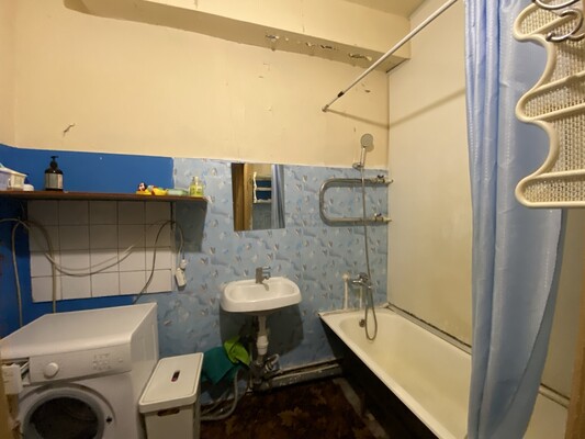 Продам комнату в 3-комн. квартире, 1-я Владимирская ул, 8, Москва г