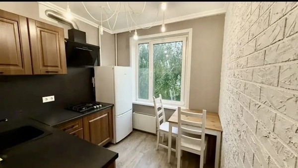 Продам двухкомнатную (2-комн.) квартиру, Пролетарский пр-кт, 4, Москва г