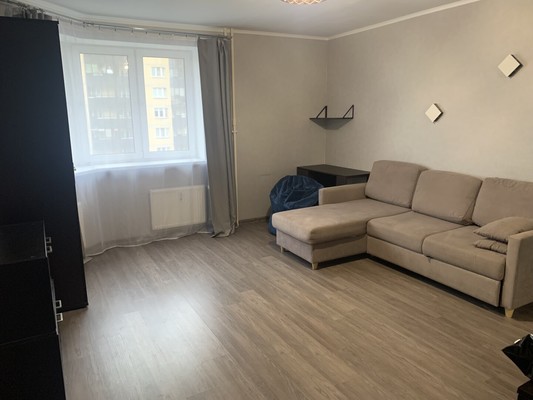 Продам двухкомнатную (2-комн.) квартиру, Заречная ул, 41, Парголово п