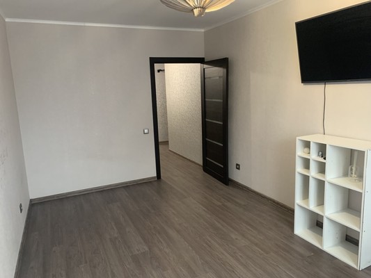 Продам двухкомнатную (2-комн.) квартиру, Заречная ул, 41, Парголово п