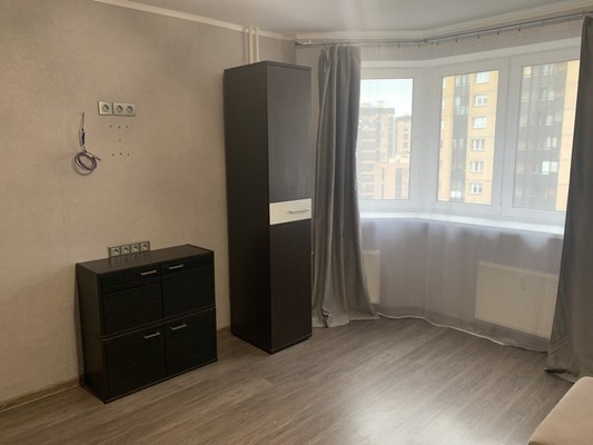 Продам двухкомнатную (2-комн.) квартиру, Заречная ул, 41, Парголово п