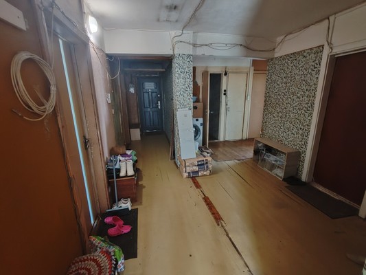 Продам комнату в 5-комн. квартире, Александра Корсунова пр-кт, 36к4, Великий Новгород г