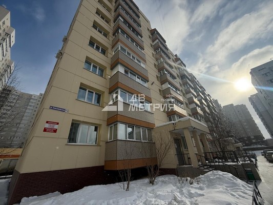 Продам многокомнатную квартиру, Комсомольская ул, 373, Южно-Сахалинск г