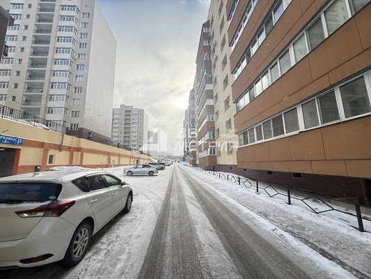 Продам многокомнатную квартиру, Комсомольская ул, 373, Южно-Сахалинск г