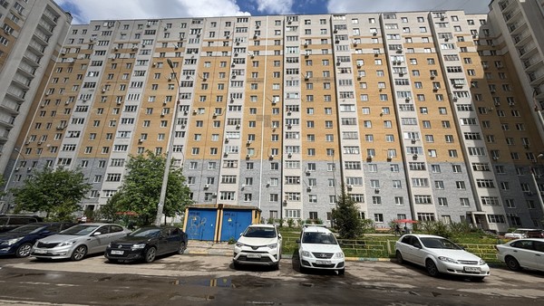 Продам однокомнатную (1-комн.) квартиру, Заречный б-р, 5, Нижний Новгород г