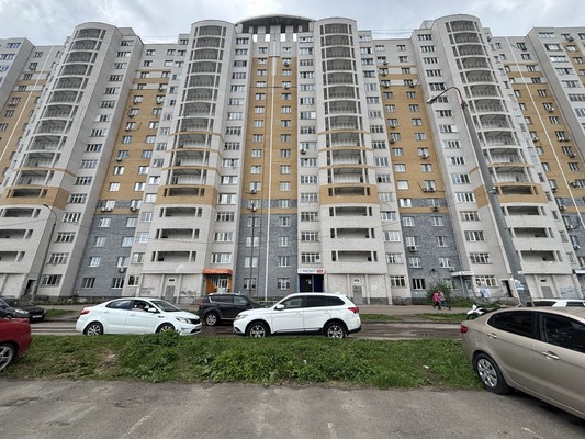 Продам однокомнатную (1-комн.) квартиру, Заречный б-р, 5, Нижний Новгород г