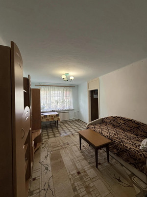 Продам трехкомнатную (3-комн.) квартиру, Спортивный проезд, 11, Южно-Сахалинск г