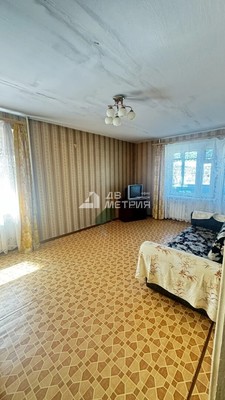 Продам двухкомнатную (2-комн.) квартиру, Свободная ул, 43, Углегорск г