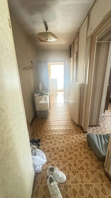 Продам двухкомнатную (2-комн.) квартиру, Свободная ул, 43, Углегорск г