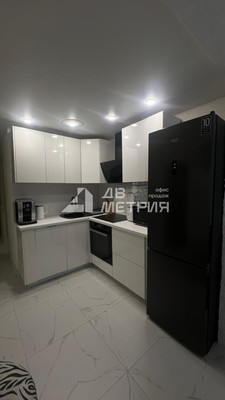 Продам однокомнатную (1-комн.) квартиру, Победы ул, 178, Углегорск г