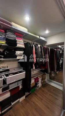 Продам однокомнатную (1-комн.) квартиру, Победы ул, 178, Углегорск г