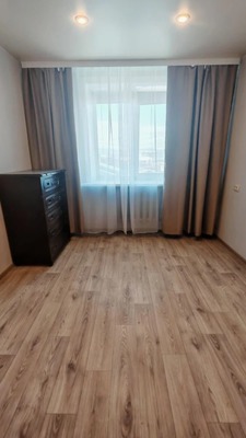 Продам двухкомнатную (2-комн.) квартиру, Карьерная ул, 49, Южно-Сахалинск г
