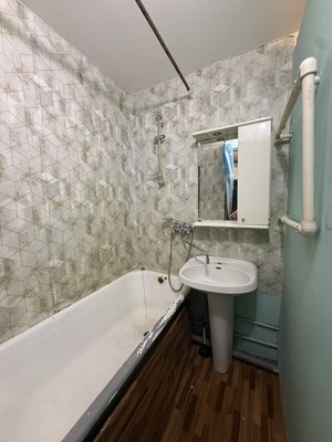 Продам комнату в 3-комн. квартире, Парковый пр-кт, 50, Пермь г