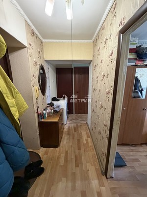 Продам двухкомнатную (2-комн.) квартиру, Вокзальная ул, 72, Южно-Сахалинск г