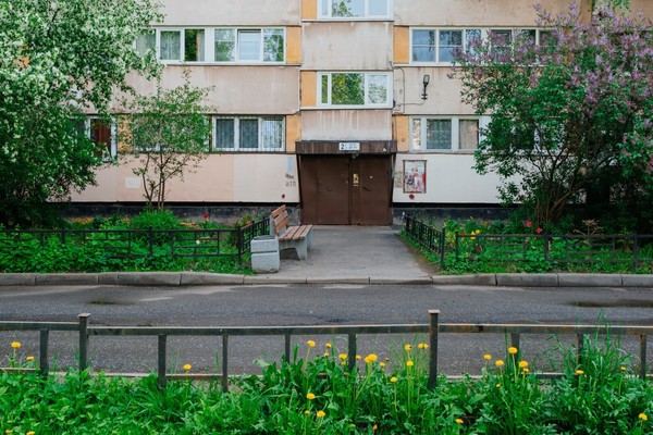 Продам однокомнатную (1-комн.) квартиру, Художников пр-кт, 18ак2, Санкт-Петербург г