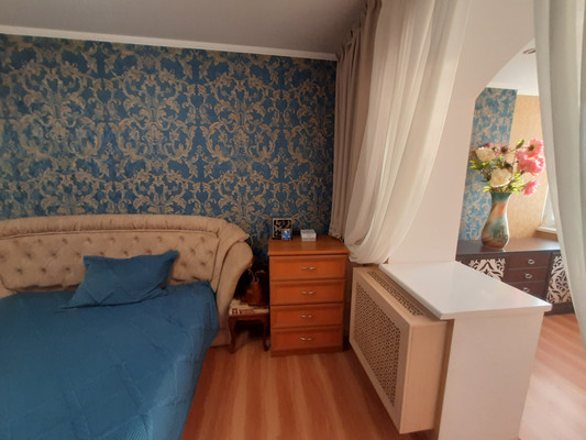 Продам двухкомнатную (2-комн.) квартиру, И.Г.Лексина ул, 48, Симферополь г