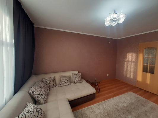 Продам двухкомнатную (2-комн.) квартиру, И.Г.Лексина ул, 48, Симферополь г