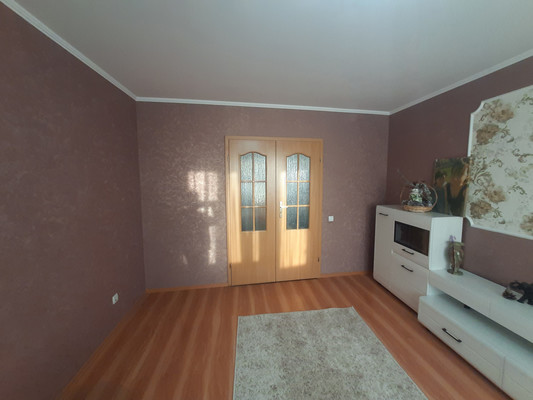 Продам двухкомнатную (2-комн.) квартиру, И.Г.Лексина ул, 48, Симферополь г