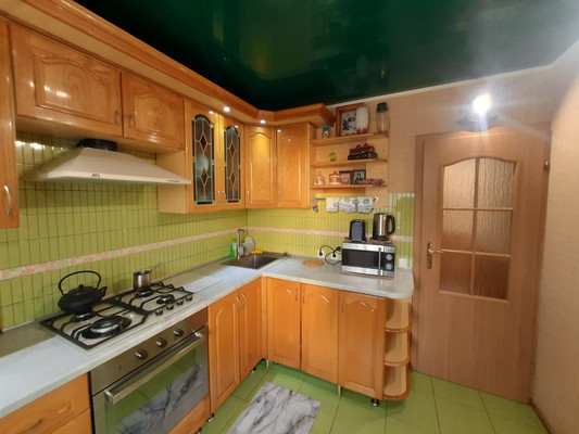 Продам двухкомнатную (2-комн.) квартиру, И.Г.Лексина ул, 48, Симферополь г