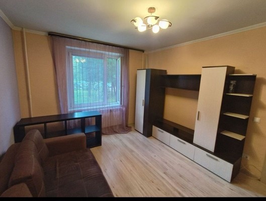 Продам двухкомнатную (2-комн.) квартиру, Союзный пр-кт, 9к2, Москва г