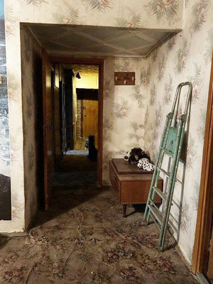 Продам трехкомнатную (3-комн.) квартиру, Загребский б-р, 33к2, Санкт-Петербург г