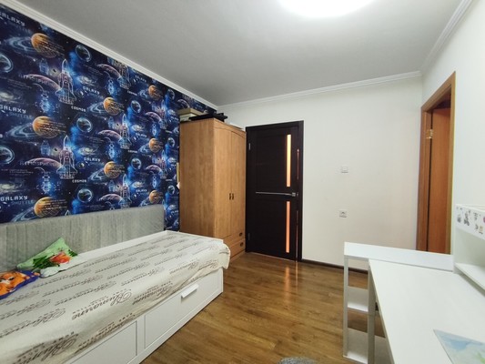 Продам многокомнатную квартиру, Елькина ул, 41, Пермь г