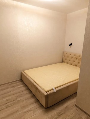 Продам однокомнатную (1-комн.) квартиру, Западный квартал (Купелинка мкр) ул, 7к2, Сапроново д