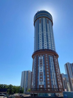 Продам трехкомнатную (3-комн.) квартиру, Кудрявцева ул, 16, Химки г