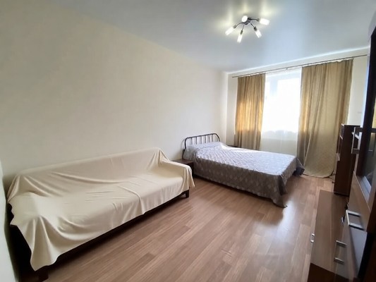 Сдам однокомнатную (1-комн.) квартиру, Западный Обход ул, 421, Краснодар г