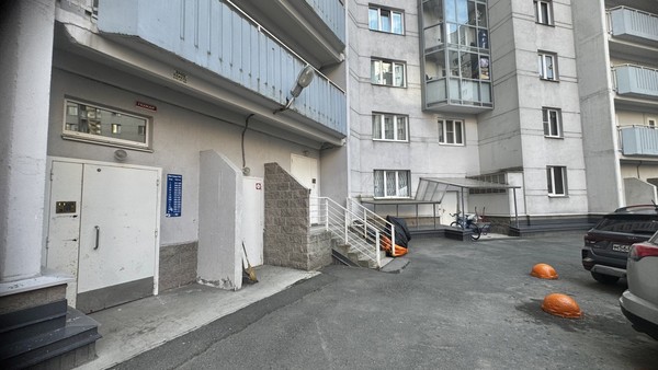 Продам однокомнатную (1-комн.) квартиру, Шуваловский пр-кт, 84к1, Санкт-Петербург г