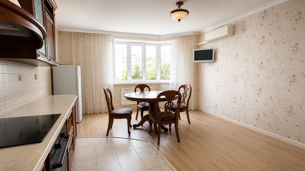 Продам трехкомнатную (3-комн.) квартиру, Главмосстроя ул, 10, Москва г