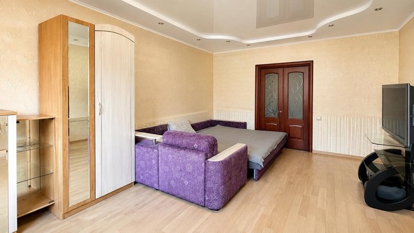 Продам трехкомнатную (3-комн.) квартиру, Главмосстроя ул, 10, Москва г