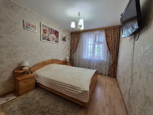Продам двухкомнатную (2-комн.) квартиру, Ленинградская ул, 6, Костомукша г