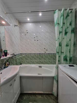 Продам двухкомнатную (2-комн.) квартиру, Ленинградская ул, 6, Костомукша г