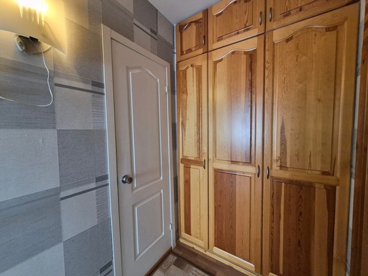Продам двухкомнатную (2-комн.) квартиру, Ленинградская ул, 6, Костомукша г
