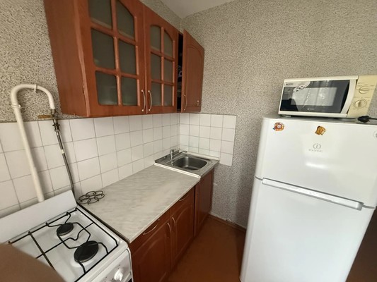 Сдам однокомнатную (1-комн.) квартиру, Московская ул, 7, Великий Новгород г