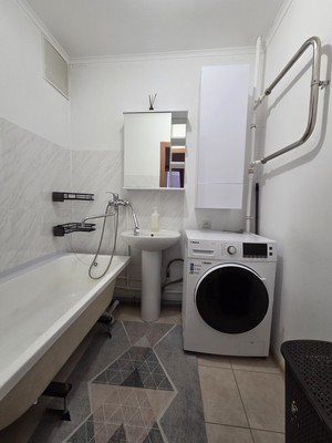 Продам двухкомнатную (2-комн.) квартиру, им. Героя Владислава Посадского ул, 24, Краснодар г