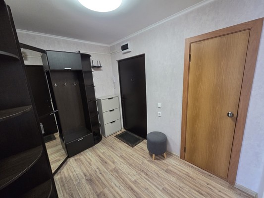 Продам двухкомнатную (2-комн.) квартиру, им. Героя Владислава Посадского ул, 24, Краснодар г