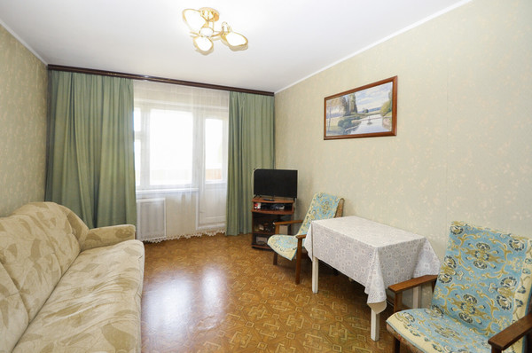 Продам двухкомнатную (2-комн.) квартиру, Пархоменко ул, 112, Новосибирск г