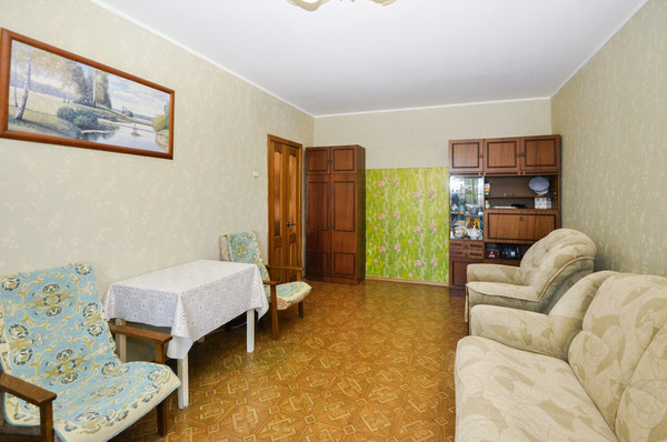 Продам двухкомнатную (2-комн.) квартиру, Пархоменко ул, 112, Новосибирск г