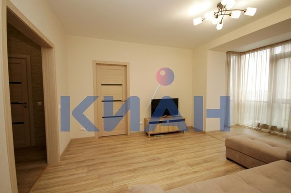 Продам двухкомнатную (2-комн.) квартиру, Авиаторов ул, 4кГ, Красноярск г