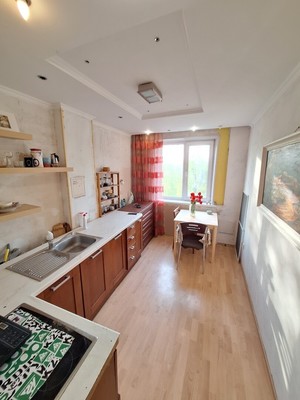 Продам трехкомнатную (3-комн.) квартиру, Германа Лопатина ул, 13, Нижний Новгород г