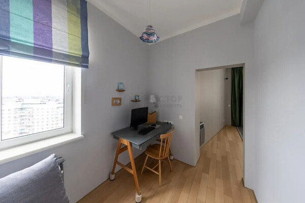 Продам многокомнатную квартиру, Крылатские Холмы ул, 33к1, Москва г