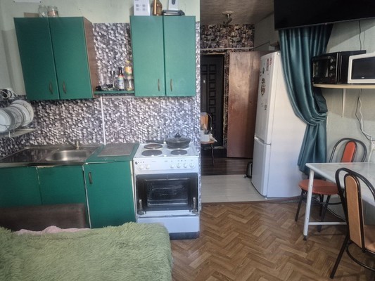 Продам однокомнатную (1-комн.) квартиру, 60 лет Победы ул, 3, Октябрьский рп