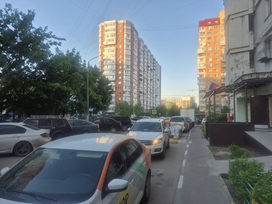 Продам однокомнатную (1-комн.) квартиру, 60 лет Победы ул, 3, Октябрьский рп