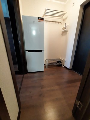Продам однокомнатную (1-комн.) квартиру, Толубеевский проезд, 18к1, Парголово п